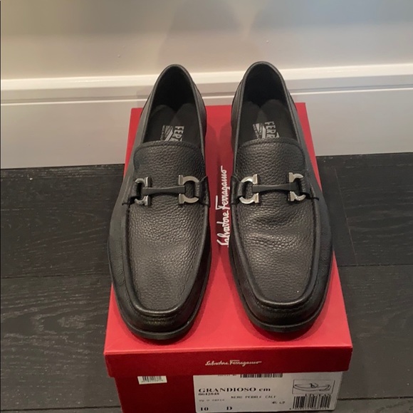 Salvatore Ferragamo Loafers - Picture 2 of 6